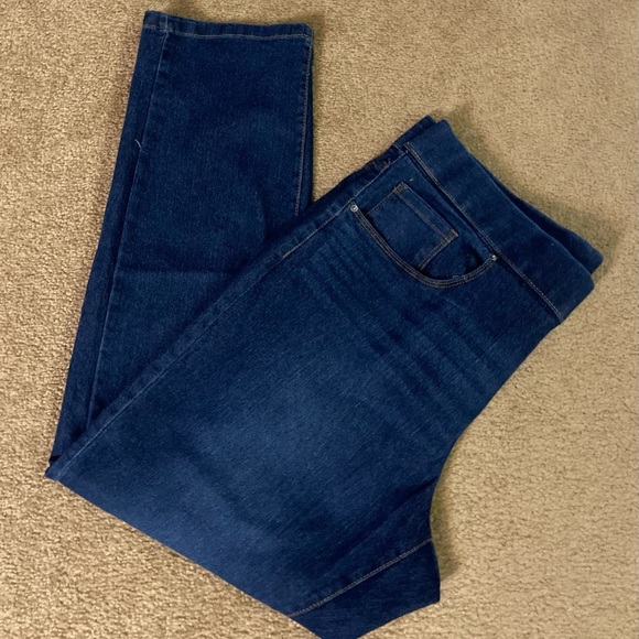 Level Eight Plus Pull Up Jeggings - Picture 2 of 6